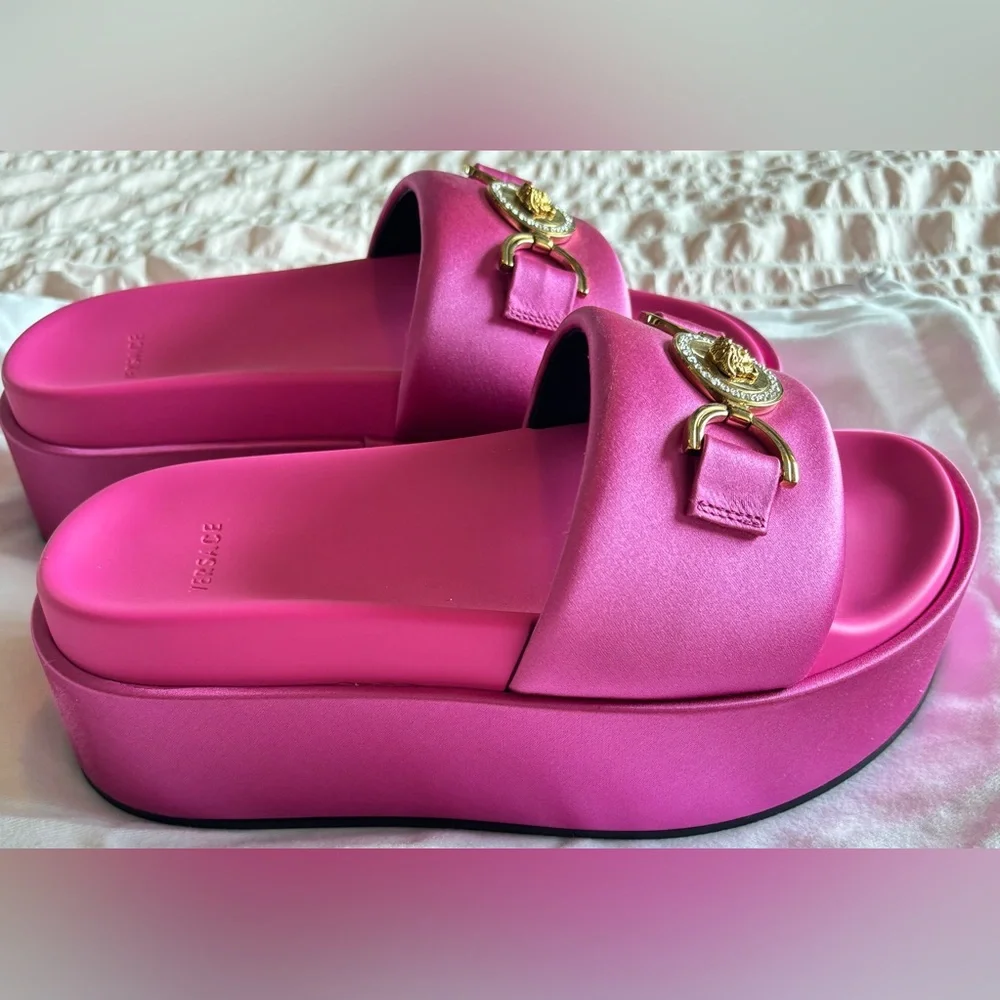 NWT • Versace • Biggie Medusa Satin Embellished Platform Slides • Pink • 37 (7)